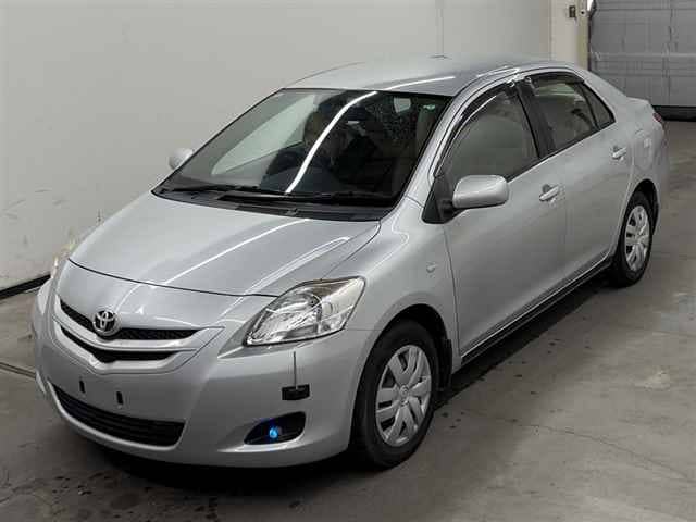 TOYOTA Belta