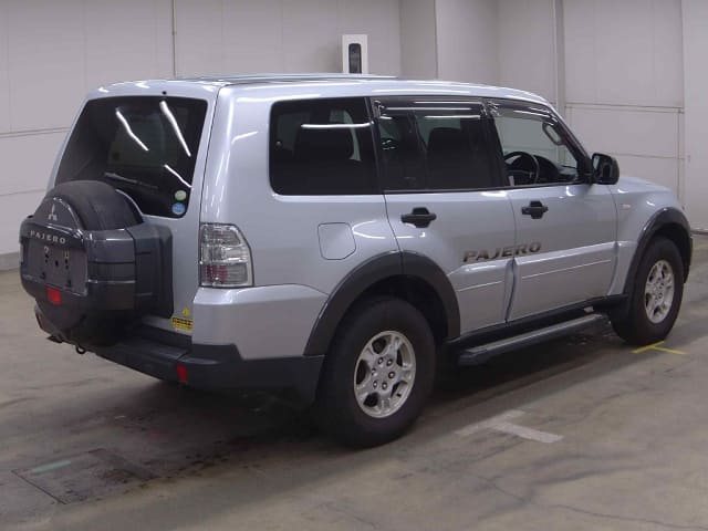 MITSUBISHI Pajero thumbnail 2