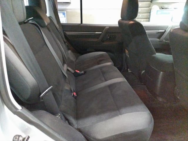 MITSUBISHI Pajero thumbnail 5