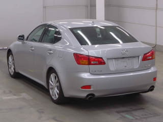 2005 LEXUS IS