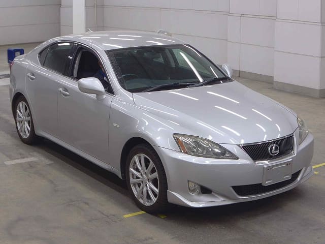 LEXUS IS thumbnail 6