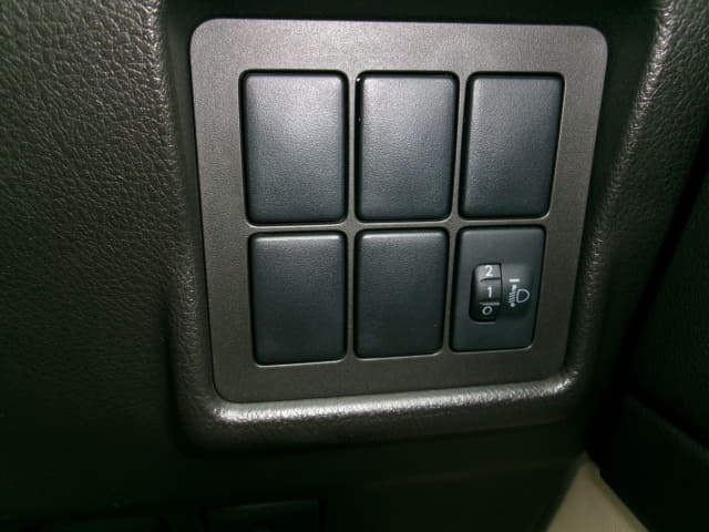 TOYOTA Land Cruiser Prado thumbnail 51