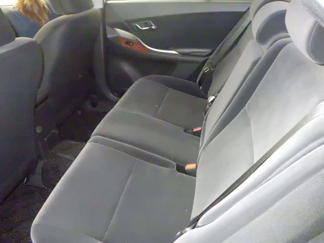 TOYOTA Premio thumbnail 5