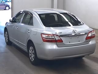 2011 TOYOTA Premio