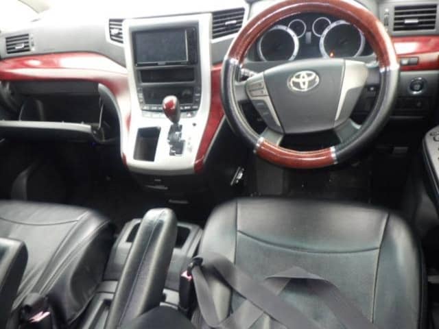 TOYOTA Vellfire thumbnail 3