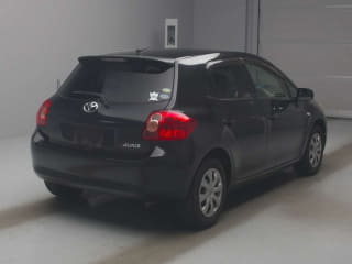 2009 TOYOTA Auris