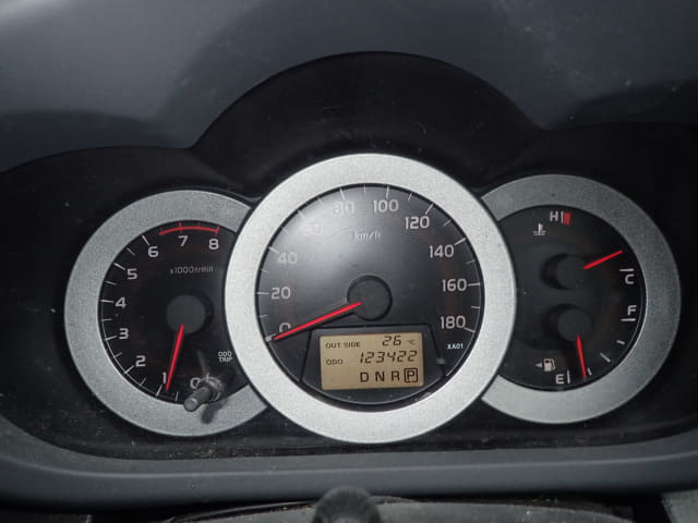 TOYOTA RAV4 thumbnail 33