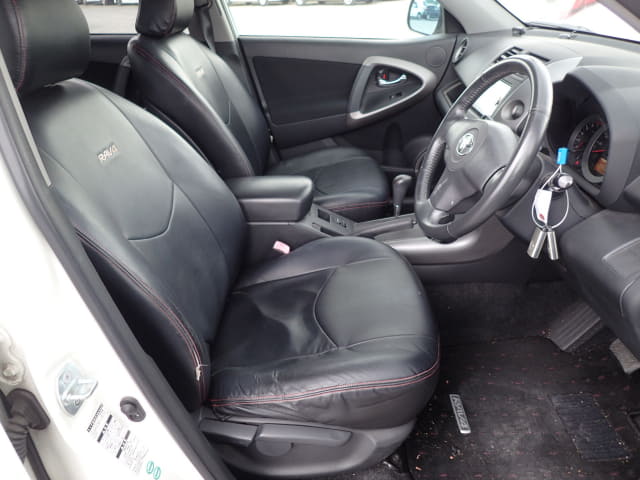 TOYOTA RAV4 thumbnail 25