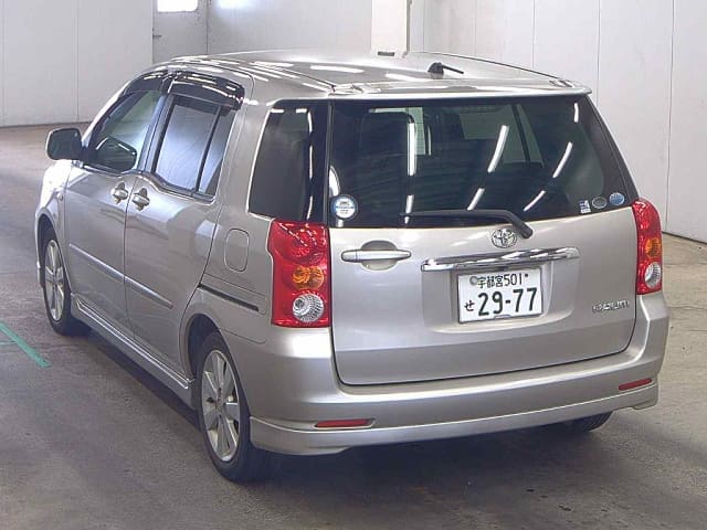 TOYOTA Raum thumbnail 5