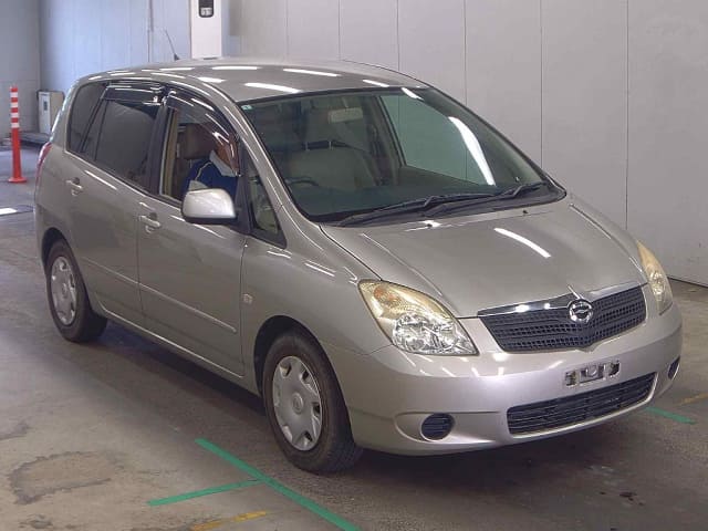 TOYOTA Corolla Spacio thumbnail 5