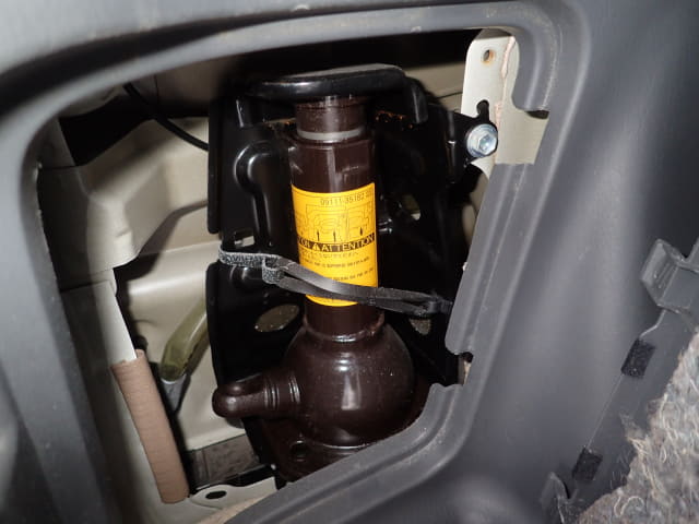 TOYOTA Land Cruiser Prado thumbnail 31