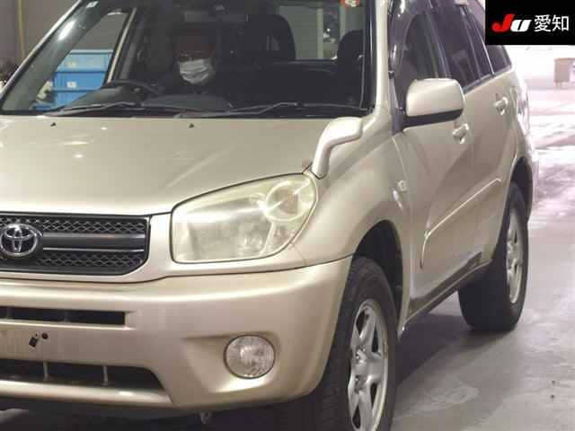 TOYOTA RAV4 thumbnail 7