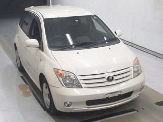 2005 TOYOTA IST