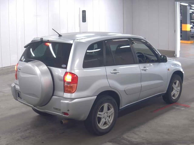TOYOTA RAV4 thumbnail 2