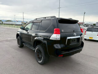 2010 TOYOTA Land Cruiser Prado