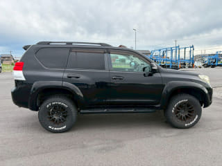 2010 TOYOTA Land Cruiser Prado