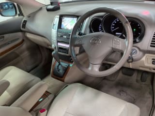 2010 TOYOTA Harrier
