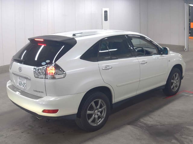 TOYOTA Harrier thumbnail 2