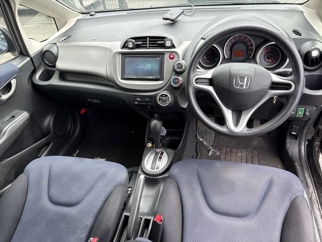 HONDA Fit thumbnail 3