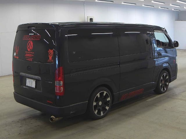 TOYOTA Hiace Van thumbnail 2