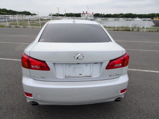 2005 LEXUS IS