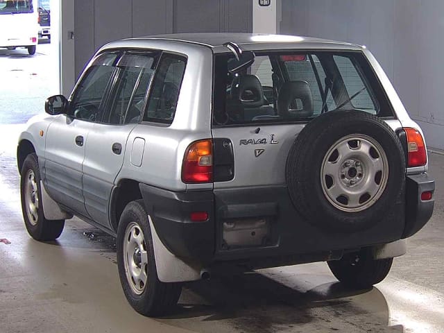TOYOTA RAV4 thumbnail 5