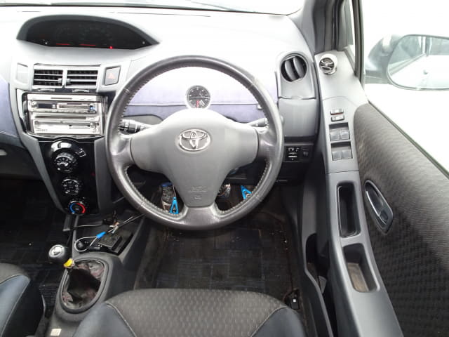 TOYOTA Vitz thumbnail 32