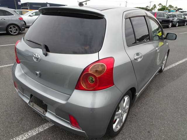 TOYOTA Vitz thumbnail 5