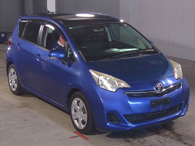 TOYOTA Ractis thumbnail 6