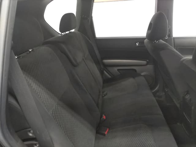 NISSAN X-Trail thumbnail 4