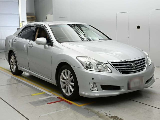 TOYOTA Crown thumbnail 6