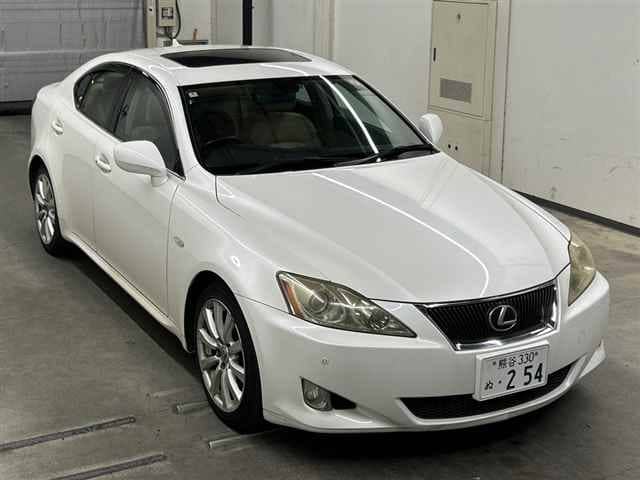 LEXUS IS thumbnail 7