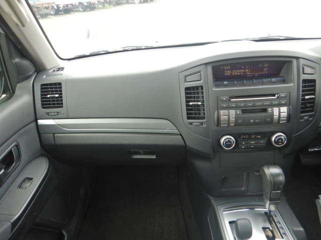 MITSUBISHI Pajero thumbnail 31