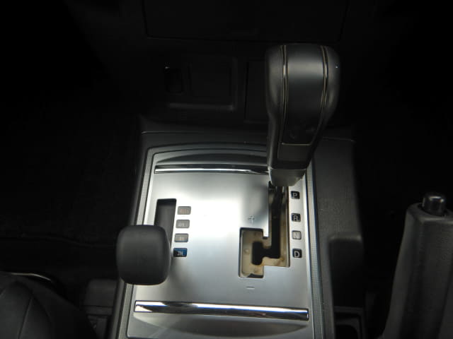 MITSUBISHI Pajero thumbnail 34