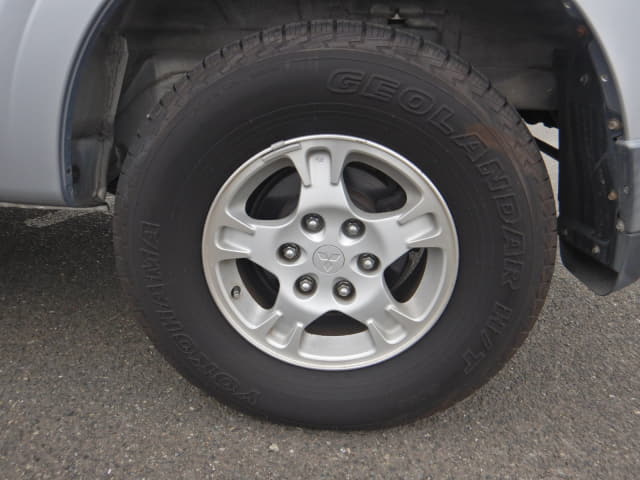 MITSUBISHI Pajero thumbnail 10