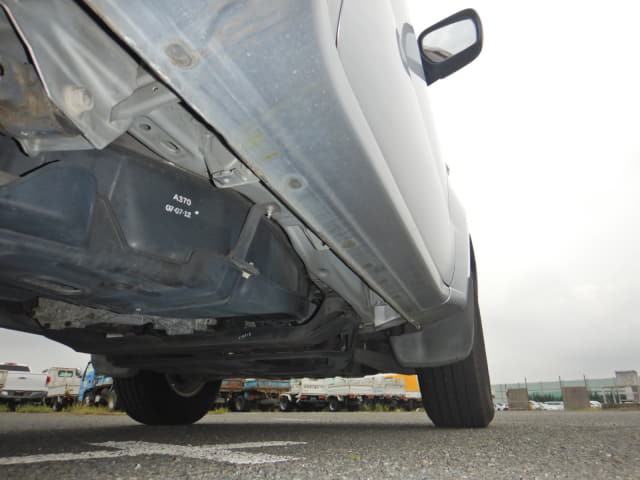 MITSUBISHI Pajero thumbnail 21