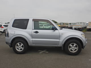 2007 MITSUBISHI Pajero
