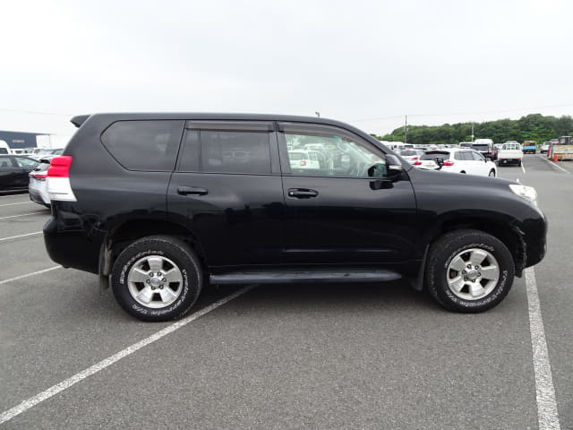 TOYOTA Land Cruiser Prado thumbnail 6