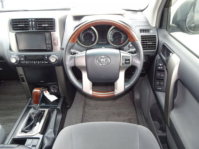 TOYOTA Land Cruiser Prado thumbnail 33