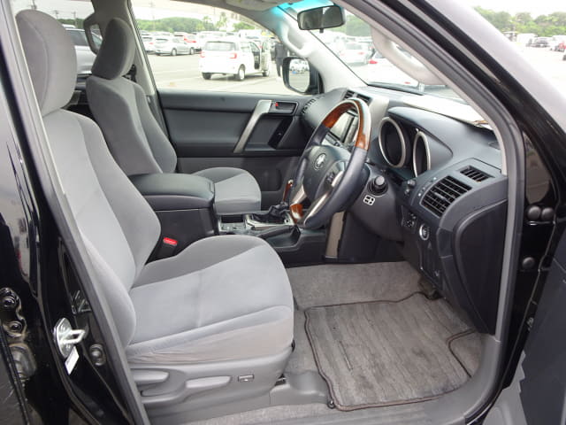 TOYOTA Land Cruiser Prado thumbnail 25