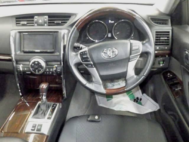 TOYOTA Mark X thumbnail 3