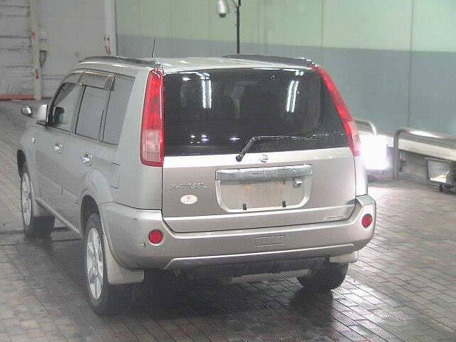 NISSAN X-Trail thumbnail 5