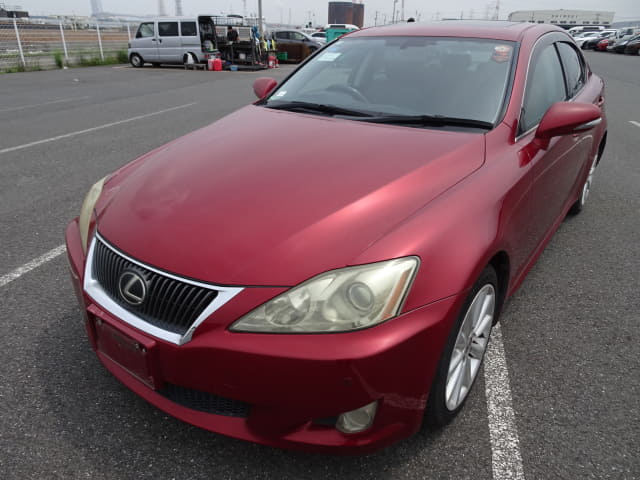 LEXUS IS