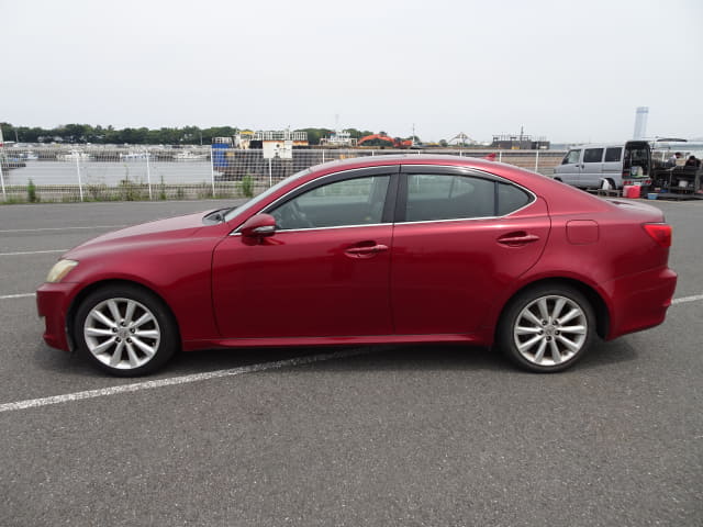LEXUS IS thumbnail 2