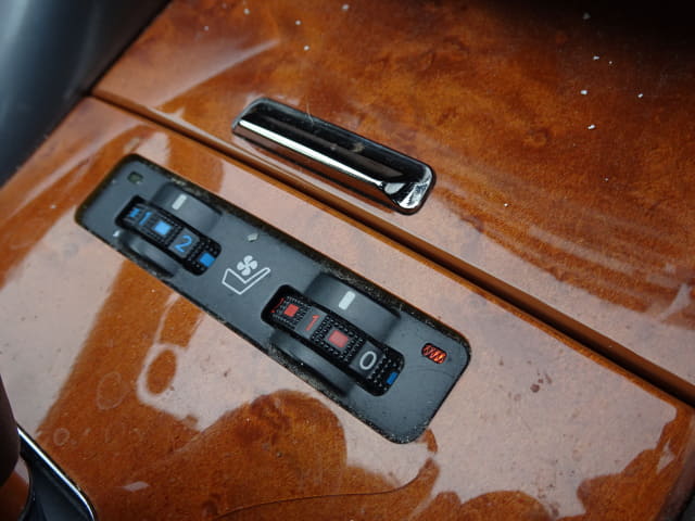 LEXUS IS thumbnail 42