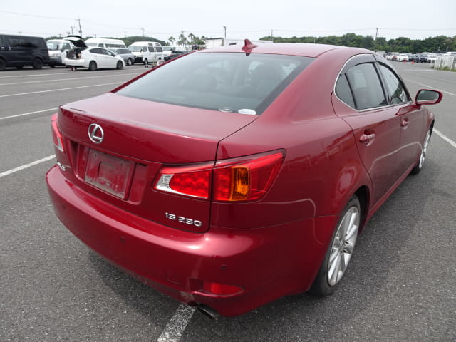 LEXUS IS thumbnail 5