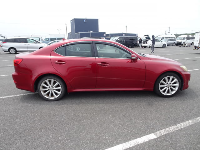 LEXUS IS thumbnail 6