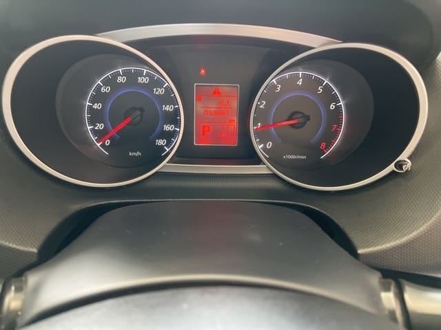 MITSUBISHI Outlander thumbnail 6