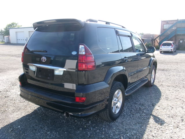 TOYOTA Land Cruiser Prado thumbnail 5