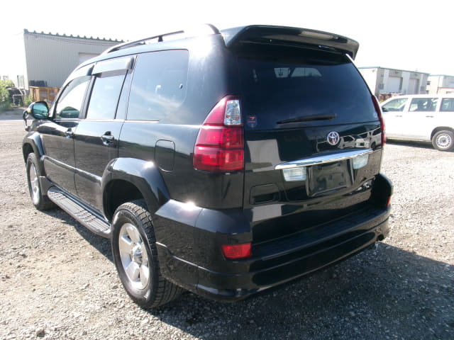 TOYOTA Land Cruiser Prado thumbnail 3